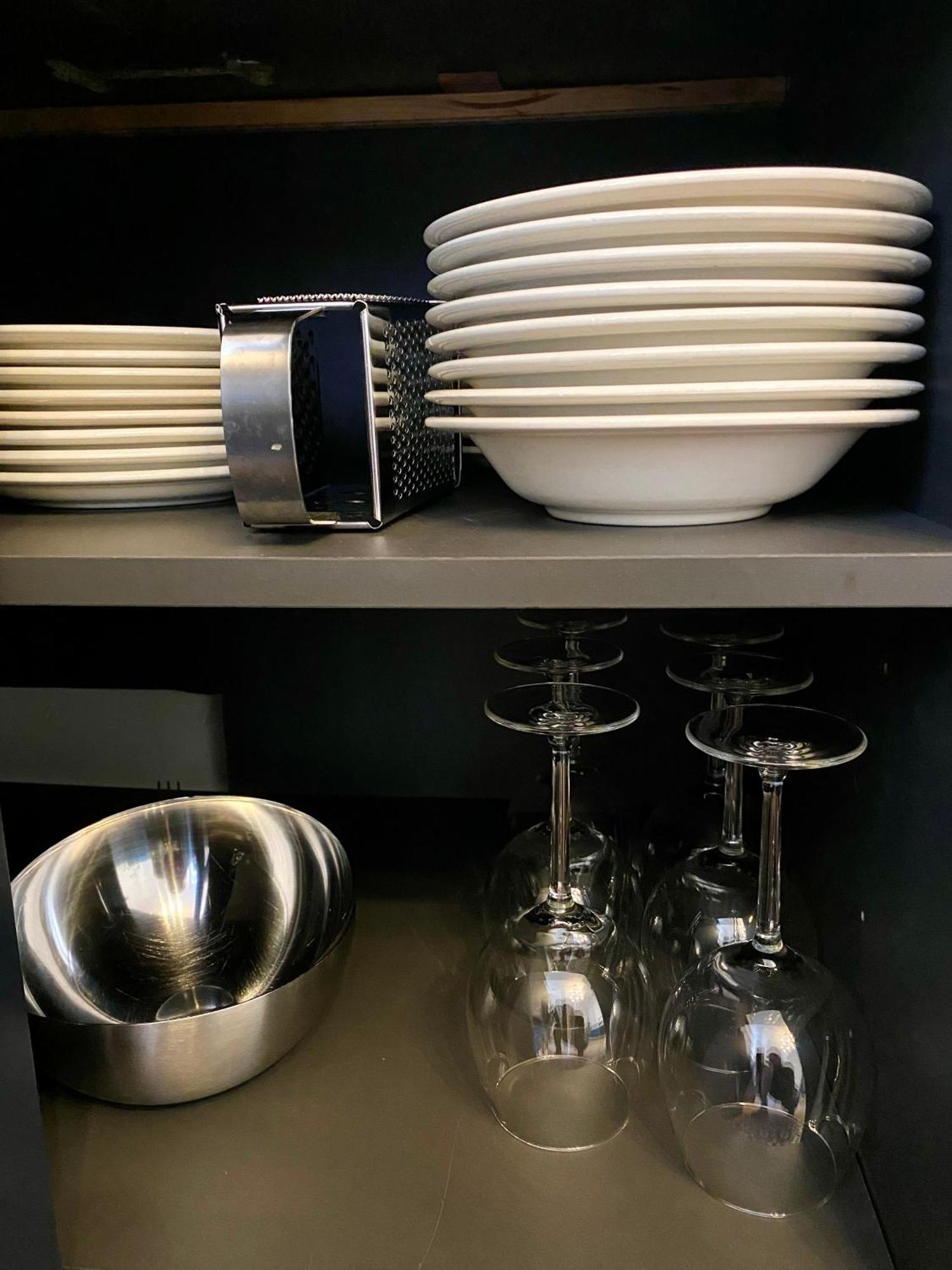 Wanderlust Splendido Appartamento In Centro Pavia Luaran gambar